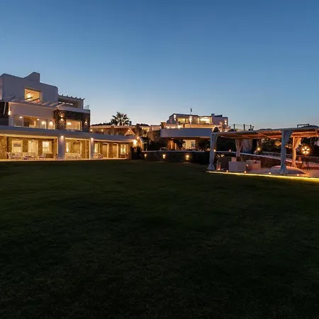 Spectacular 5 Bedrooms Vibhu Private Jacuzzis Калафатис