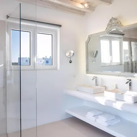 Spectacular 5 Bedrooms Vibhu Private Jacuzzis Вилла